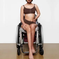 ADAPTIVE FITS EVERYBODY BOY SHORT | COCOA