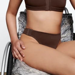ADAPTIVE FITS EVERYBODY BRIEF | COCOA
