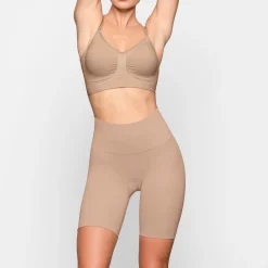 BUTT ENHANCING SHORT | CLAY