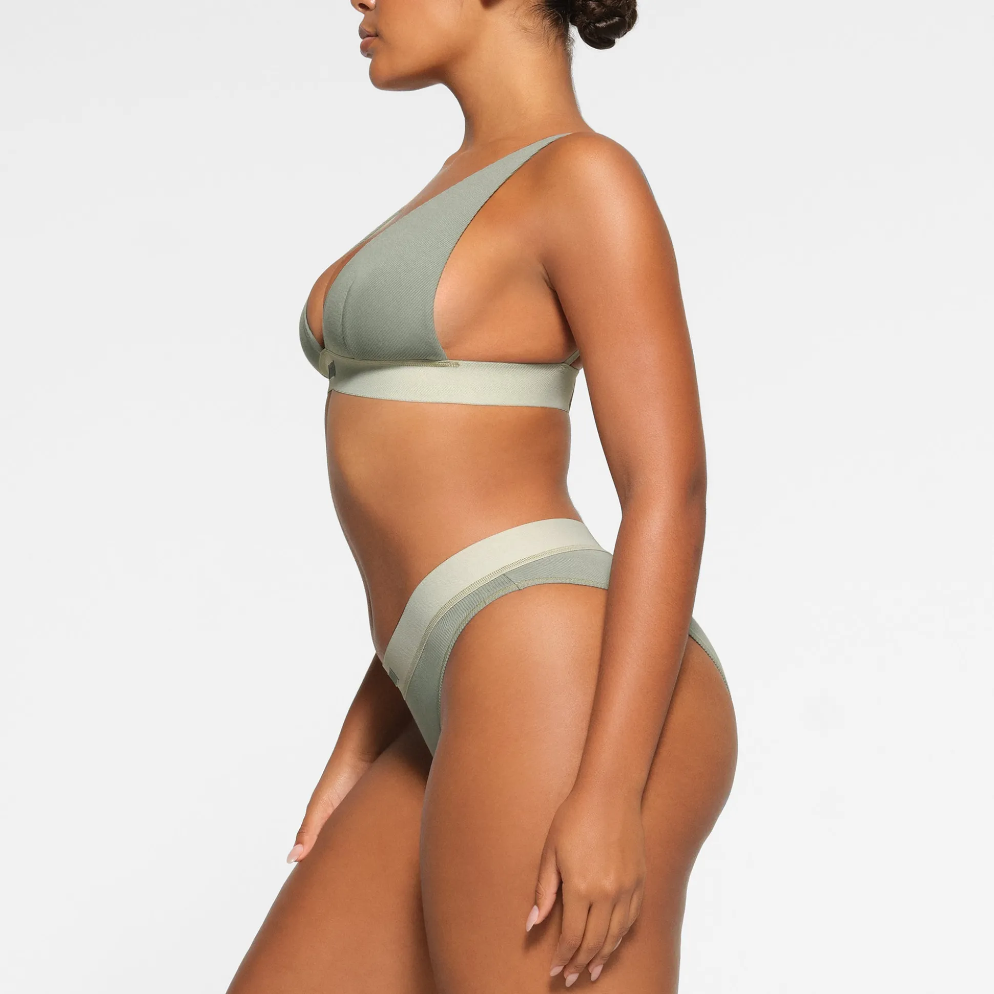 COTTON RIB PLUNGE BRALETTE | MINERAL