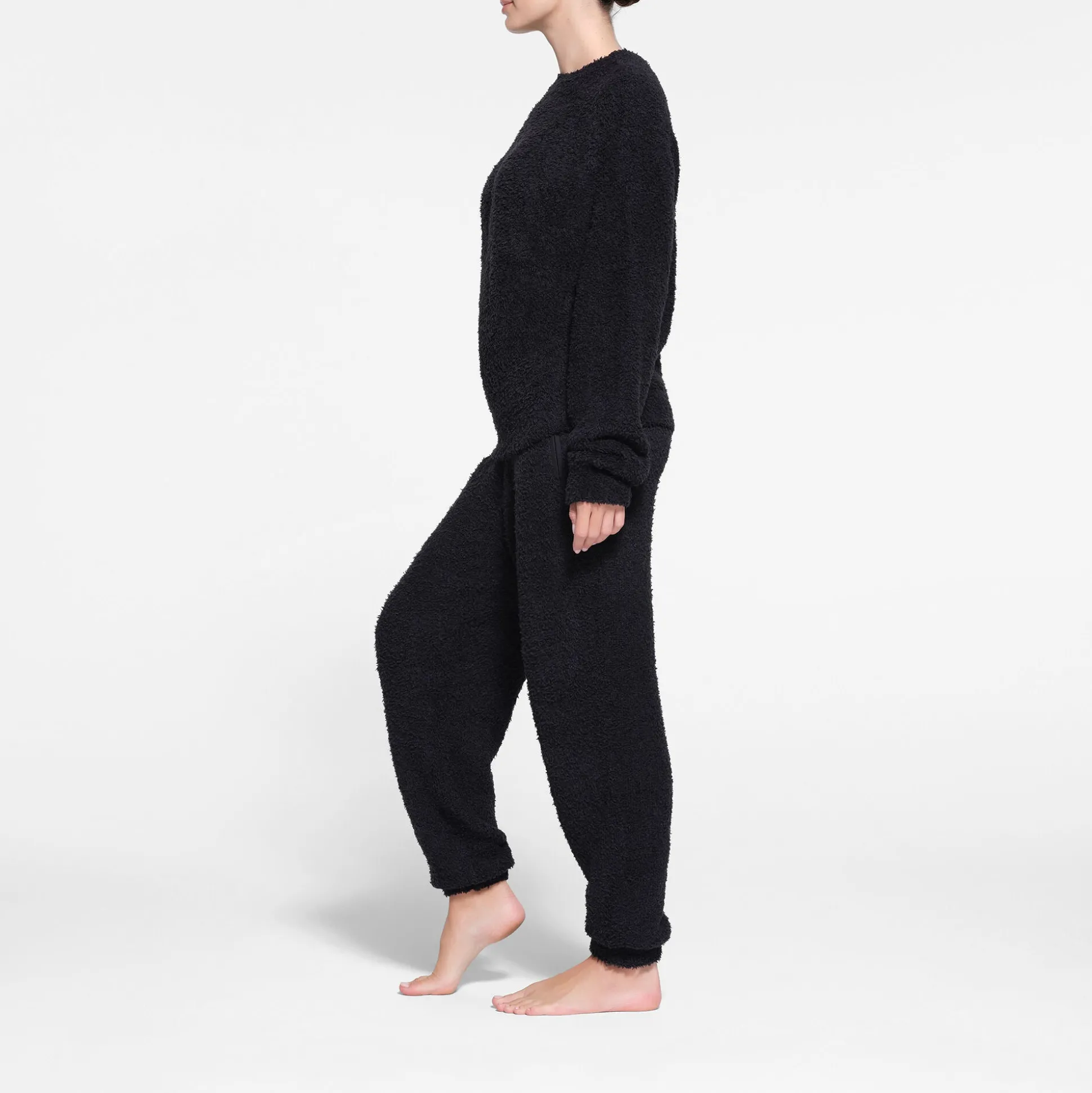 COZY KNIT UNISEX PULLOVER | ONYX