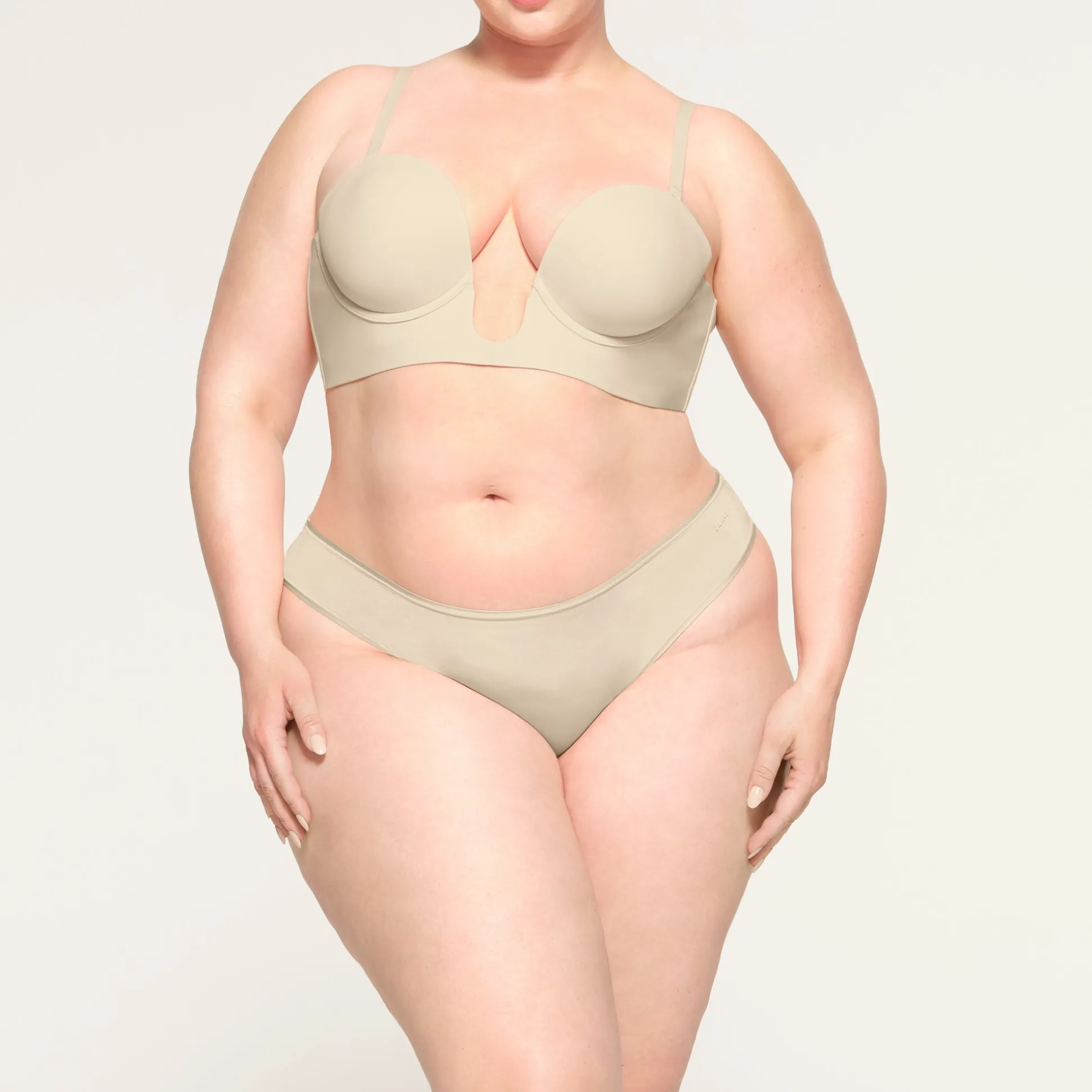 DEEP PLUNGE SHAPEWEAR BRA | SAND