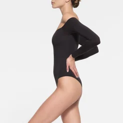 ESSENTIAL OFF THE SHOULDER BODYSUIT | ONYX