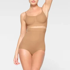 EVERYDAY SCULPT BRALETTE | OCHRE