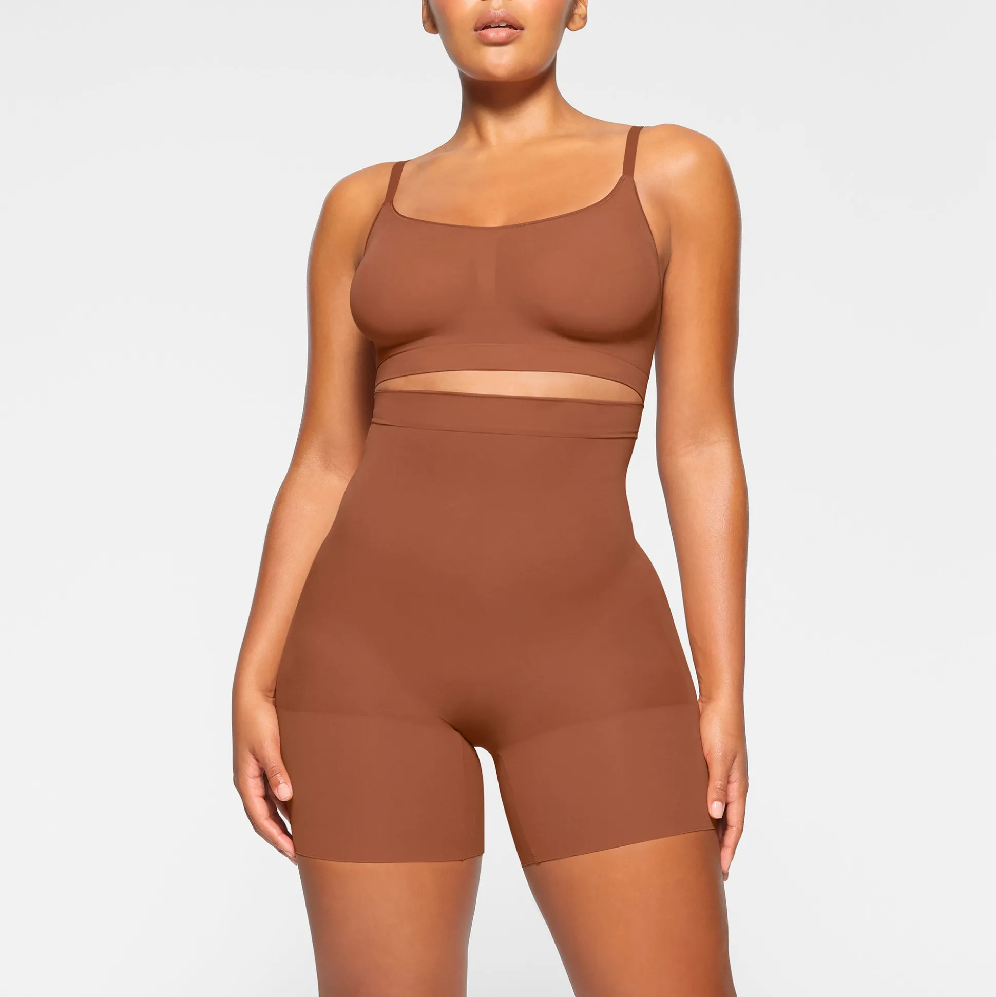 EVERYDAY SCULPT HIGH-WAISTED MID THIGH SHORT | BRONZE