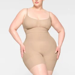 EVERYDAY SCULPT HIGH-WAISTED MID THIGH SHORT | MICA