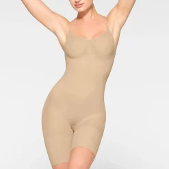 EVERYDAY SCULPT MID THIGH BODYSUIT | CLAY