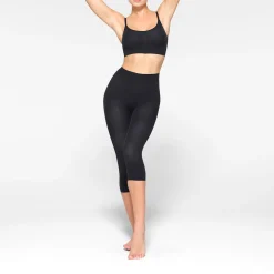 EVERYDAY SCULPT MID WAIST CAPRI | ONYX