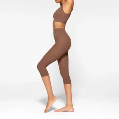 EVERYDAY SCULPT MID WAIST CAPRI | JASPER