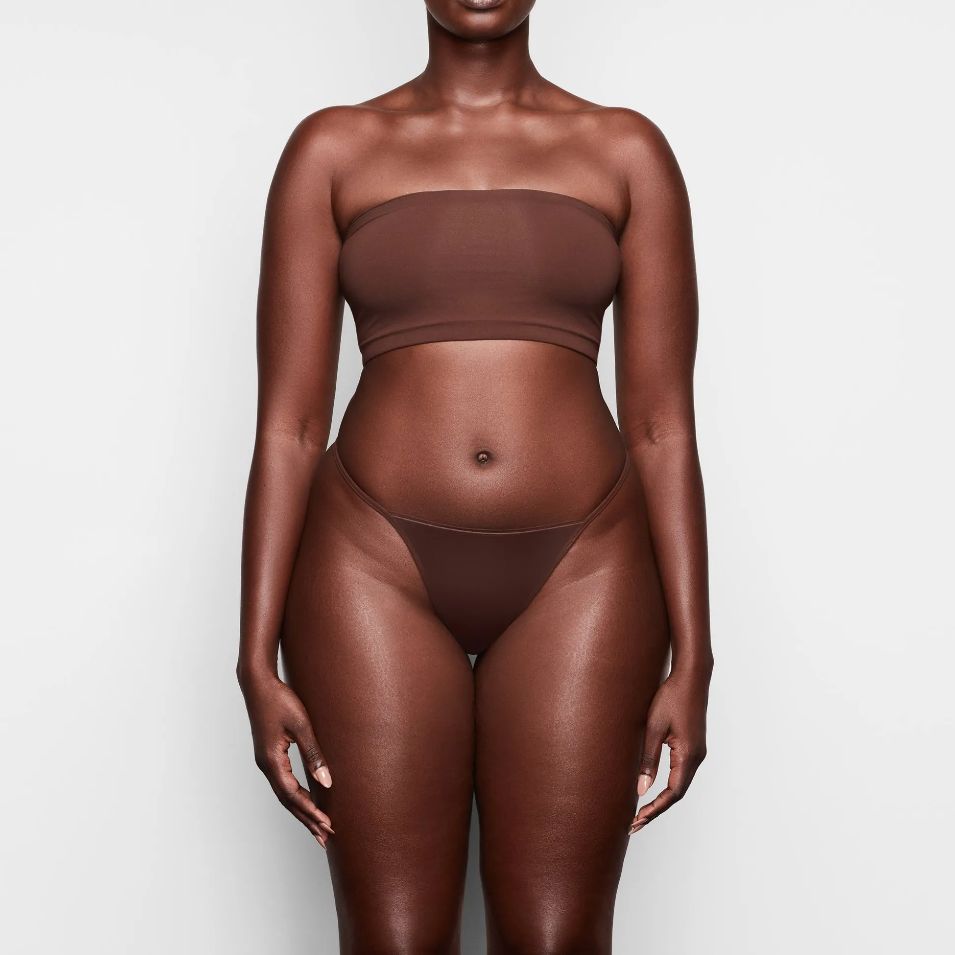 FITS EVERYBODY BANDEAU | COCOA