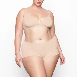 FITS EVERYBODY BOY SHORT | MICA