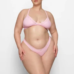 FITS EVERYBODY CORDED LACE DIPPED THONG | CHERRY BLOSSOM