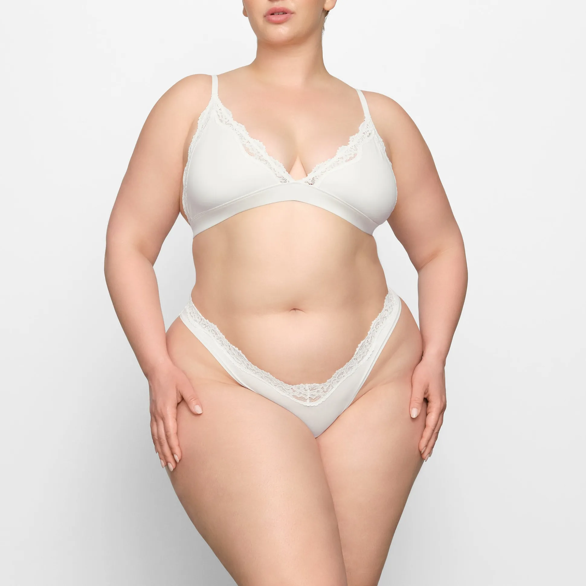 FITS EVERYBODY CORDED LACE TRIANGLE BRALETTE | MARBLE
