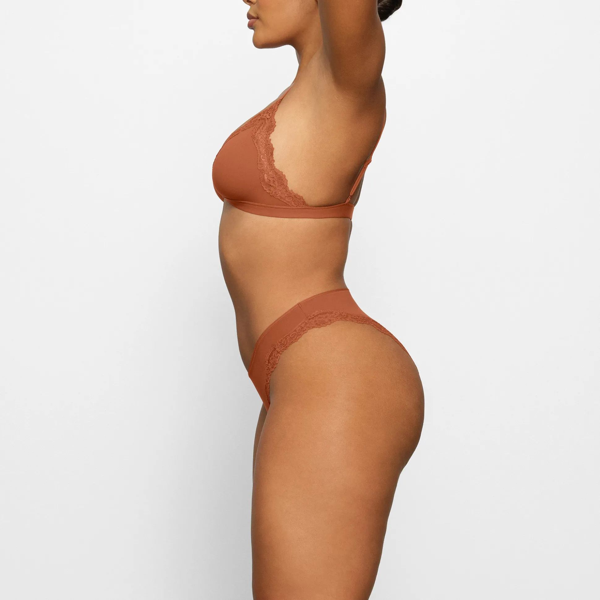 FITS EVERYBODY CORDED LACE TANGA | BRONZE
