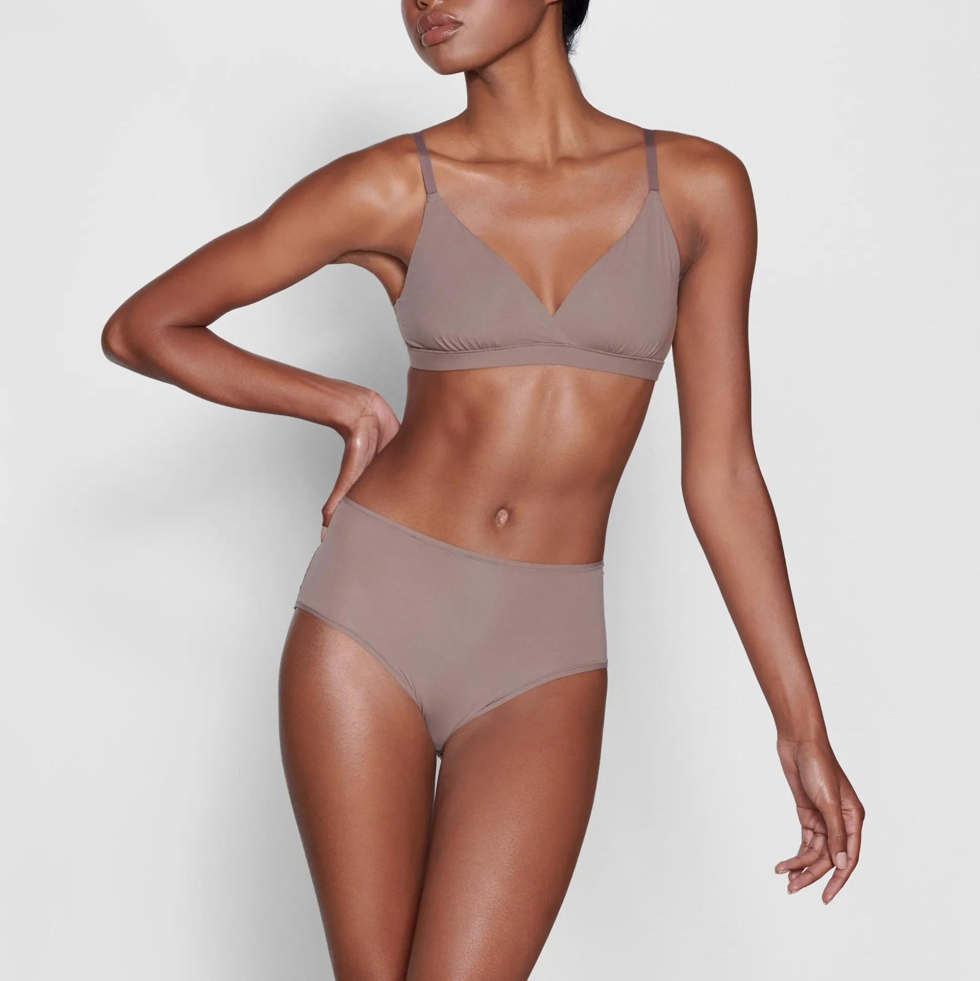 FITS EVERYBODY FULL BRIEF | UMBER