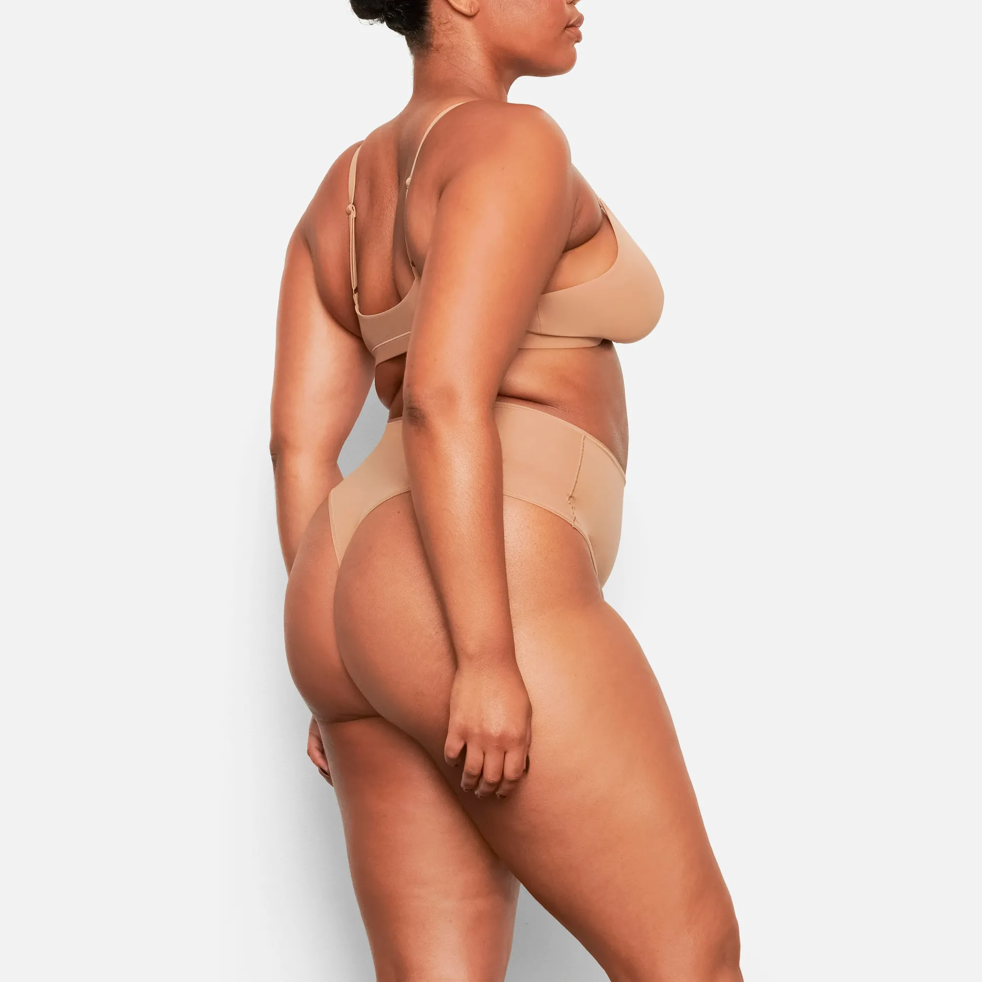 FITS EVERYBODY HIGH-WAISTED THONG | SIENNA