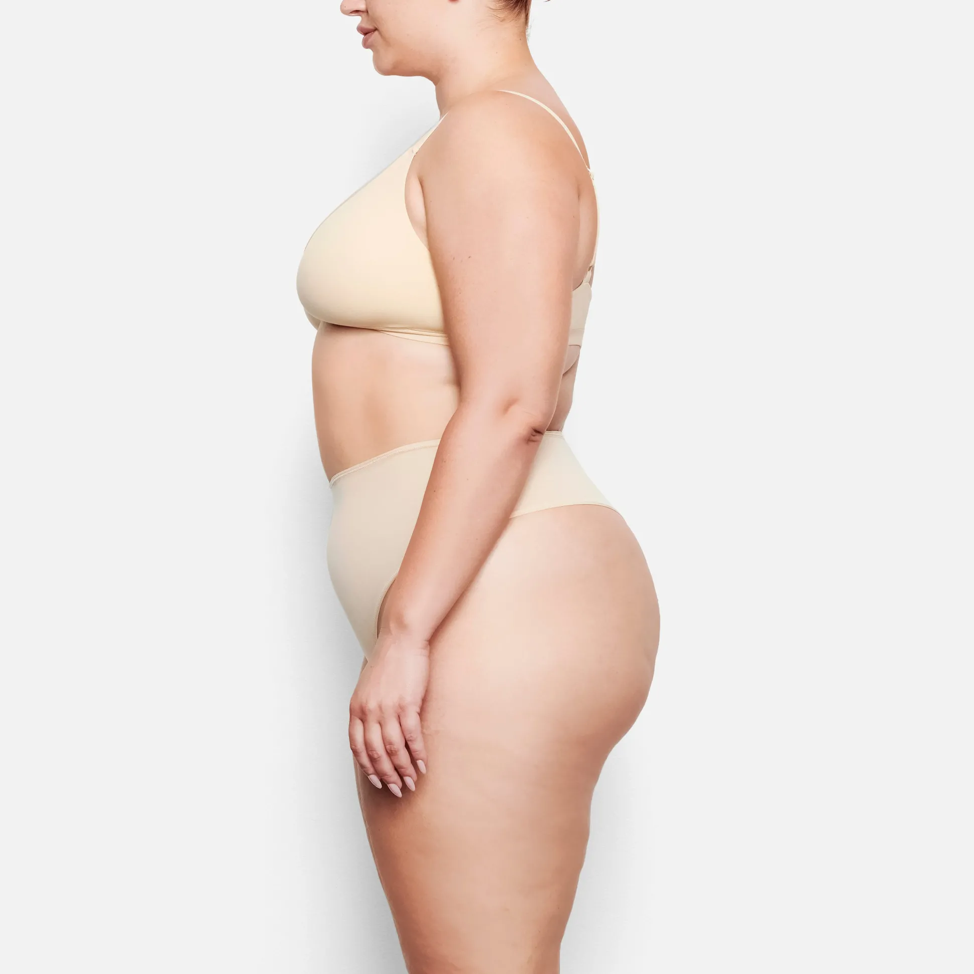 FITS EVERYBODY HIGH-WAISTED THONG | SAND