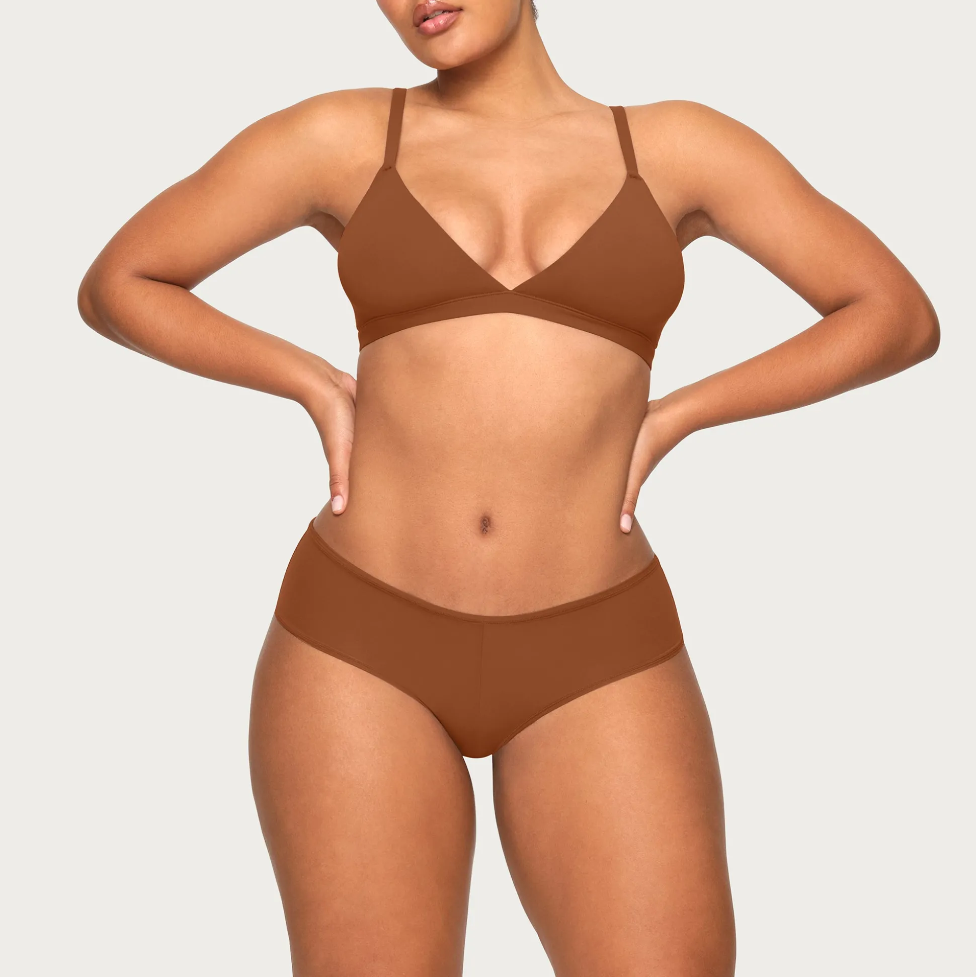 FITS EVERYBODY HIPSTER | BRONZE