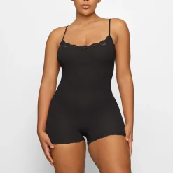 FITS EVERYBODY LACE ONESIE | ONYX