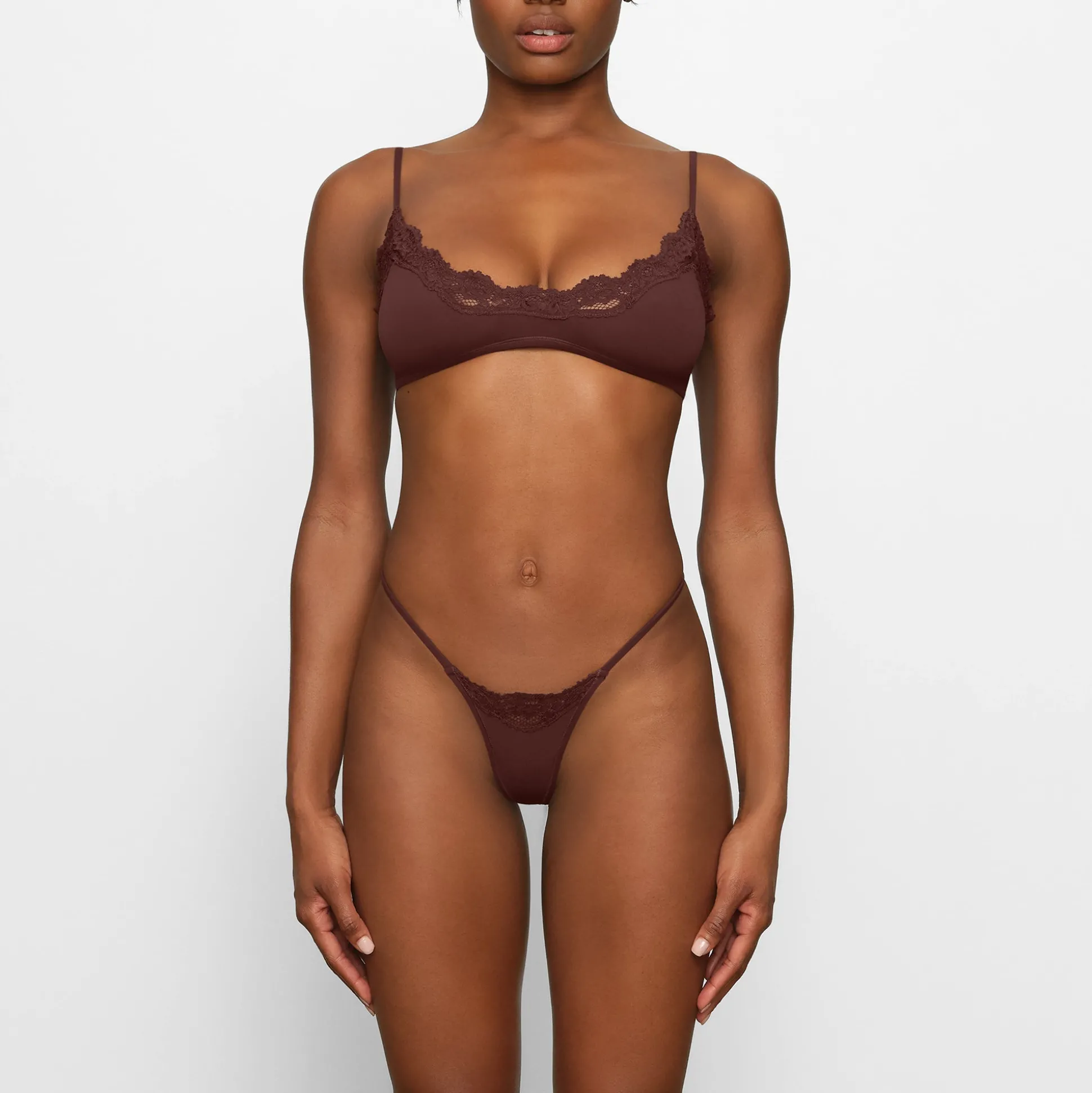 FITS EVERYBODY LACE SCOOP BRALETTE | COCOA