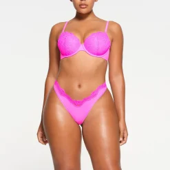 FITS EVERYBODY LACE T-SHIRT BRA | NEON PINK