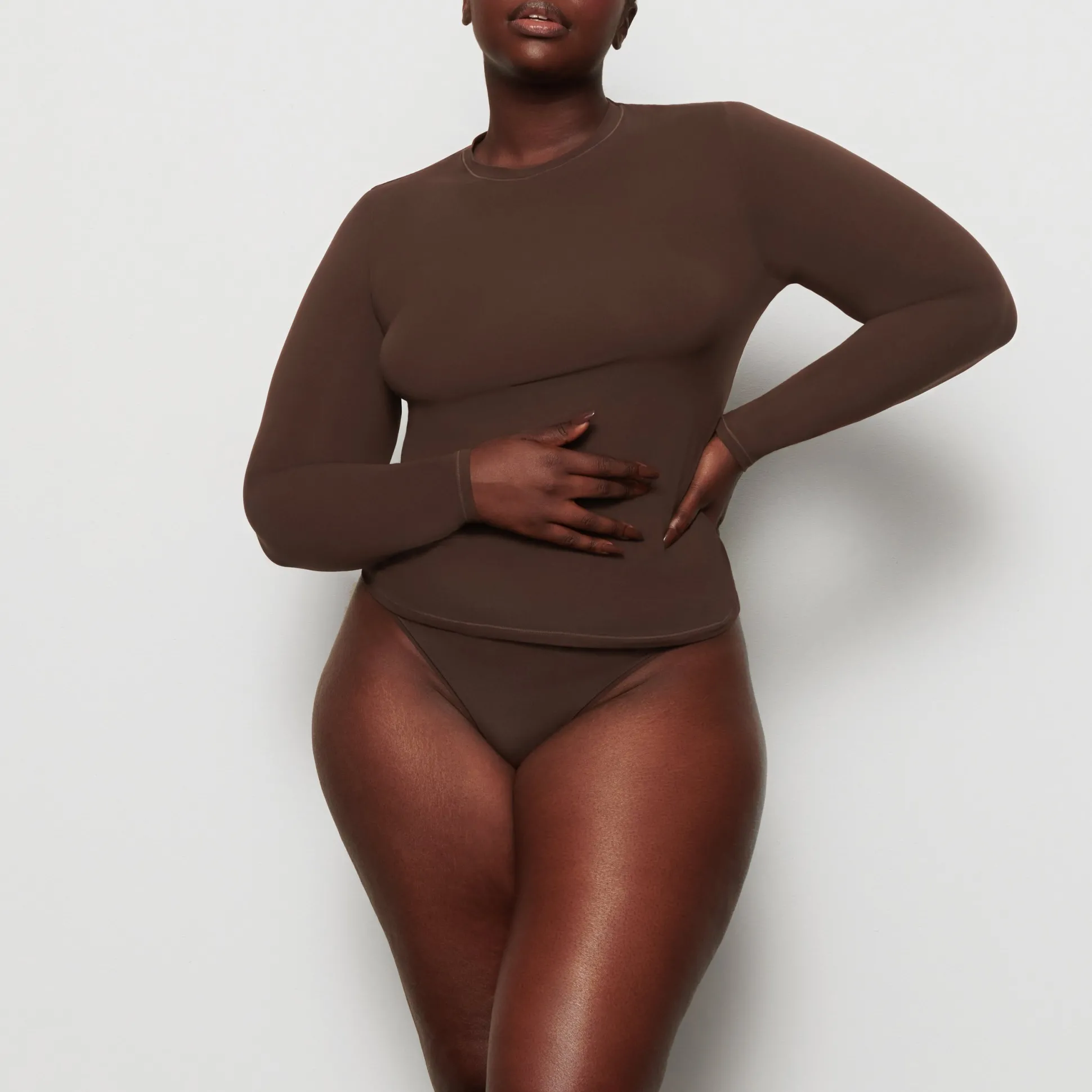 FITS EVERYBODY LONG SLEEVE T-SHIRT | COCOA