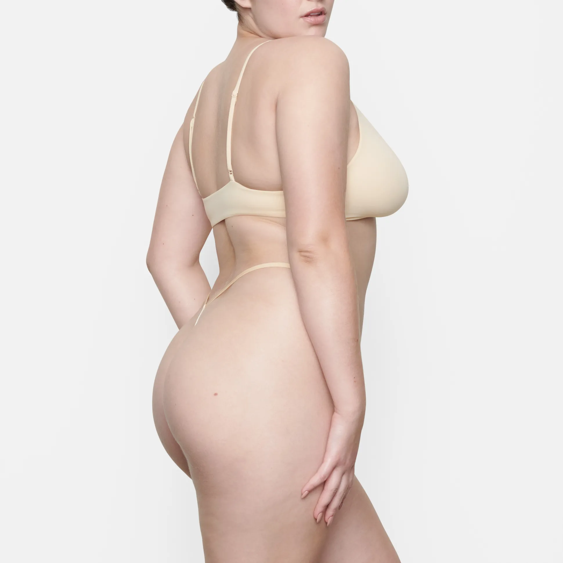 FITS EVERYBODY MICRO THONG | SAND