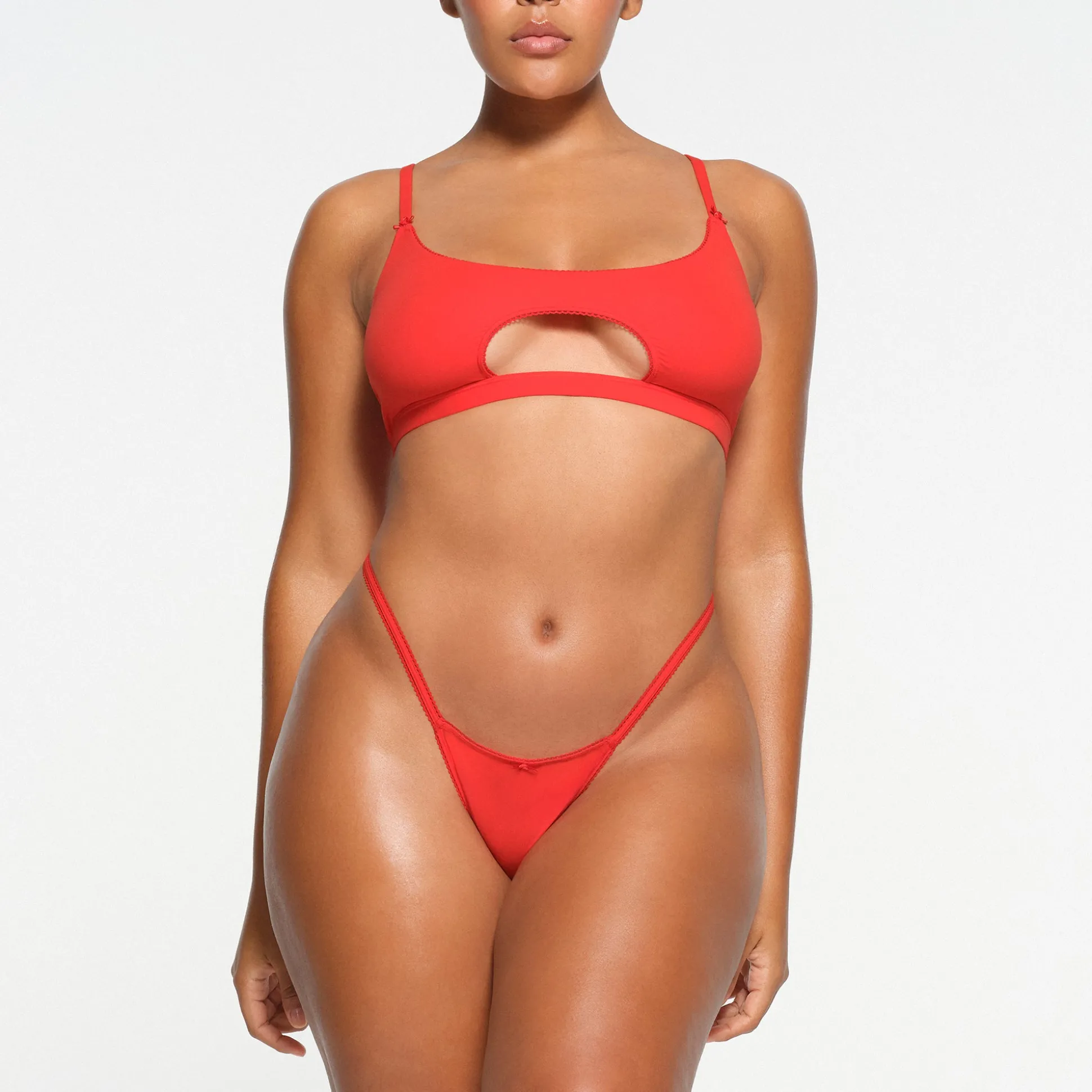 FITS EVERYBODY PICOT TRIM CUT OUT SCOOP BRALETTE | RUBY