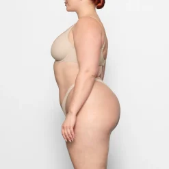 FITS EVERYBODY PLUNGE BRA | SAND