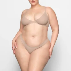 FITS EVERYBODY PLUNGE BRA | MICA