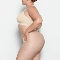 FITS EVERYBODY RACERBACK BRALETTE | SAND