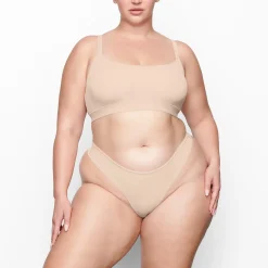 FITS EVERYBODY SCOOP BRALETTE | MICA