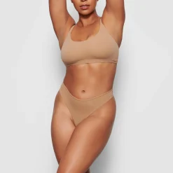 FITS EVERYBODY SCOOP BRALETTE | SIENNA