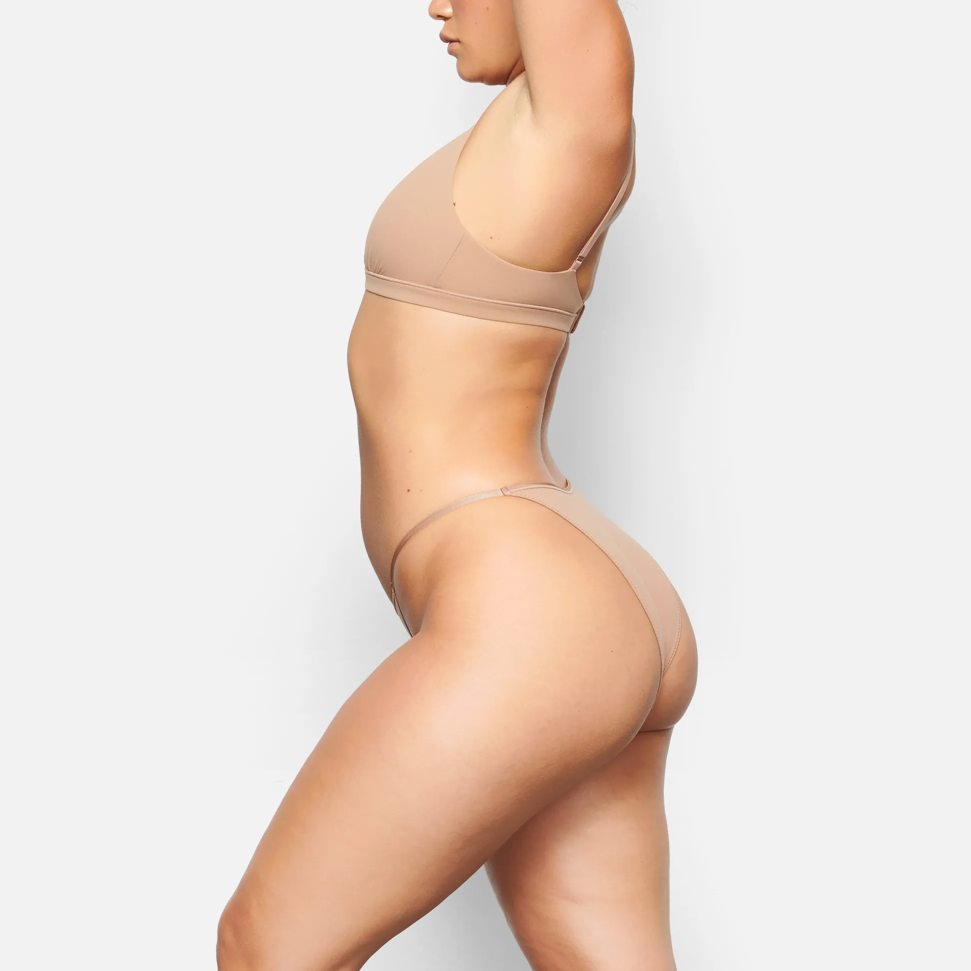 FITS EVERYBODY STRING BIKINI | SIENNA