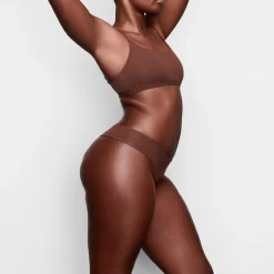 FITS EVERYBODY THONG | COCOA