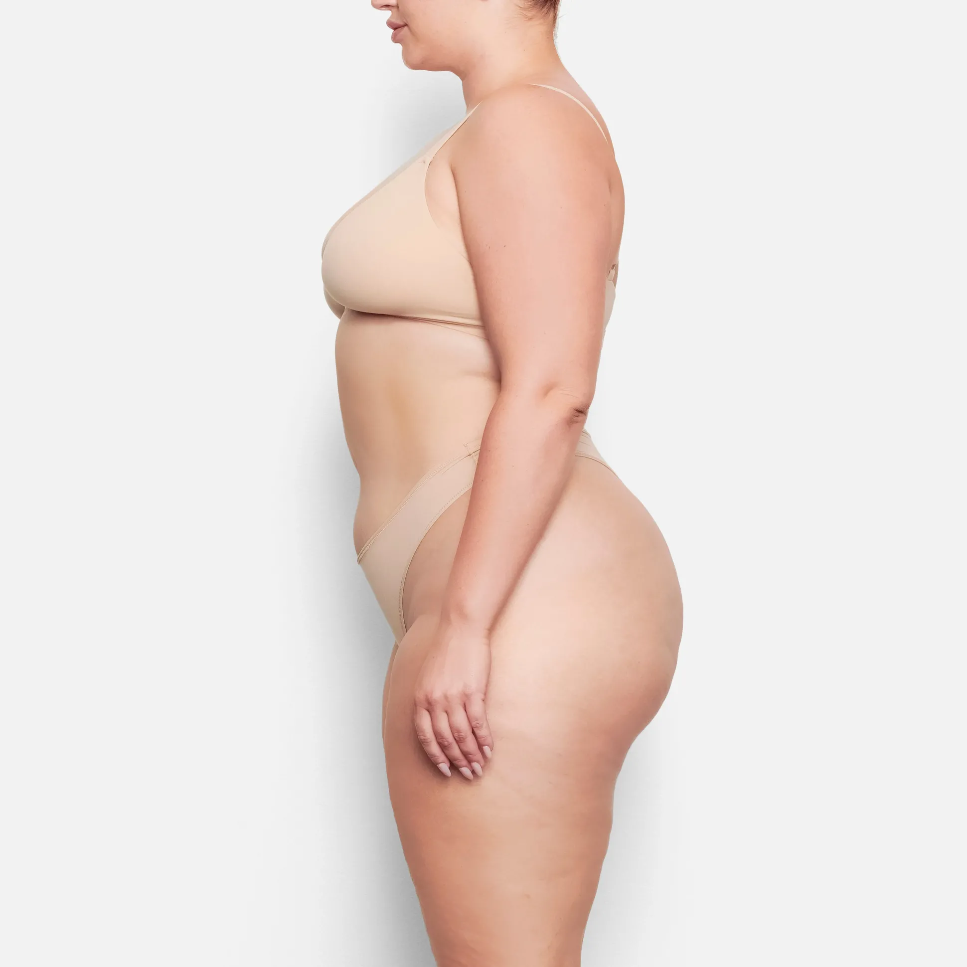 FITS EVERYBODY TRIANGLE BRALETTE | MICA