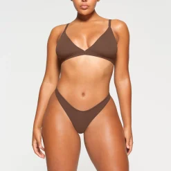 FITS EVERYBODY TRIANGLE BRALETTE | JASPER