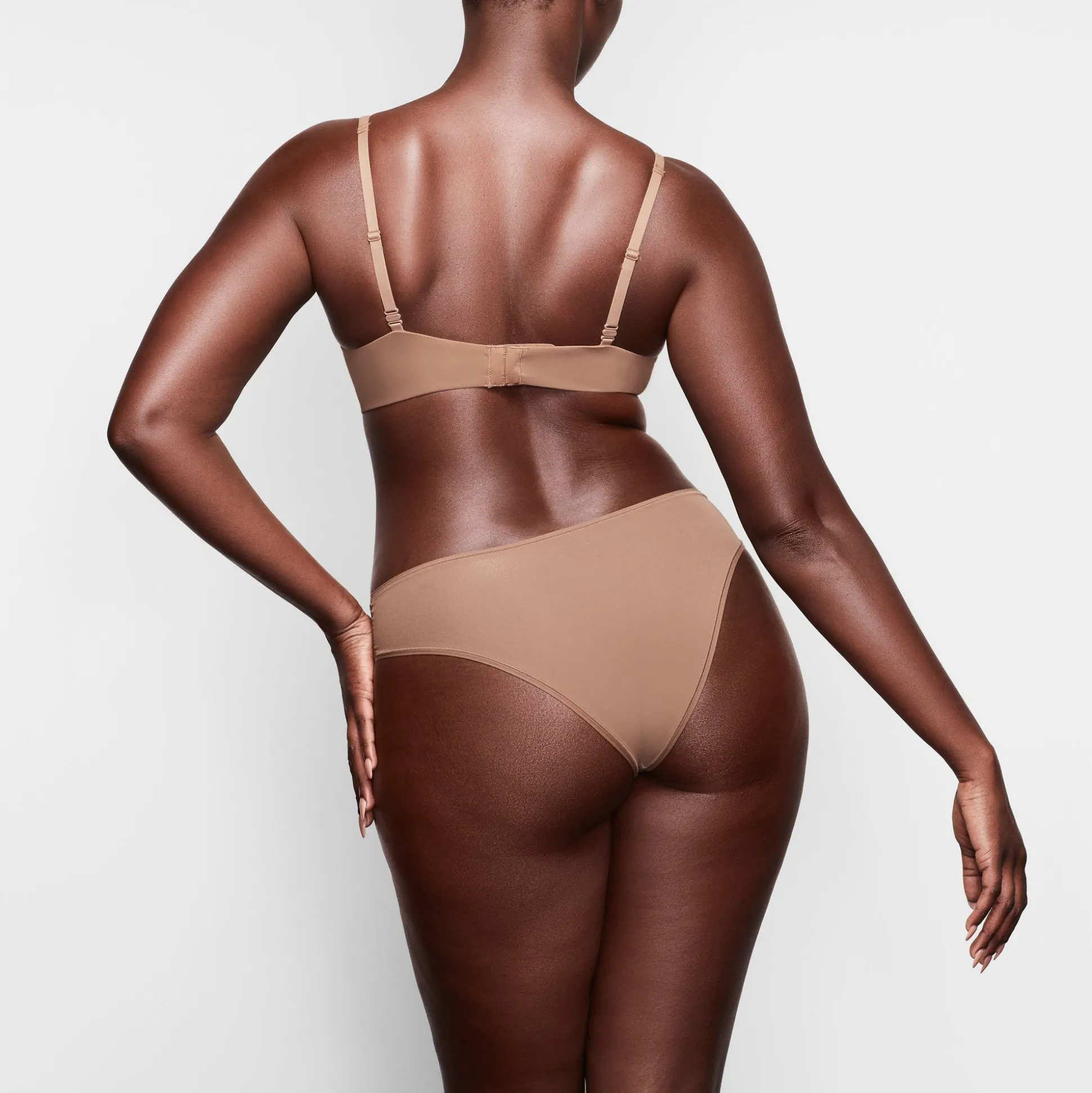 FITS EVERYBODY T-SHIRT PUSH UP BRA | OXIDE