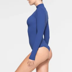 FITS EVERYBODY TURTLENECK TOP | SAPPHIRE