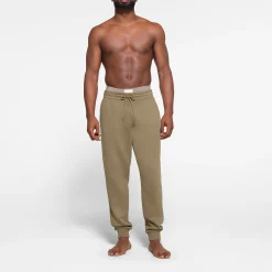 FLEECE LOUNGE MENS TAPERED JOGGER | ARMY