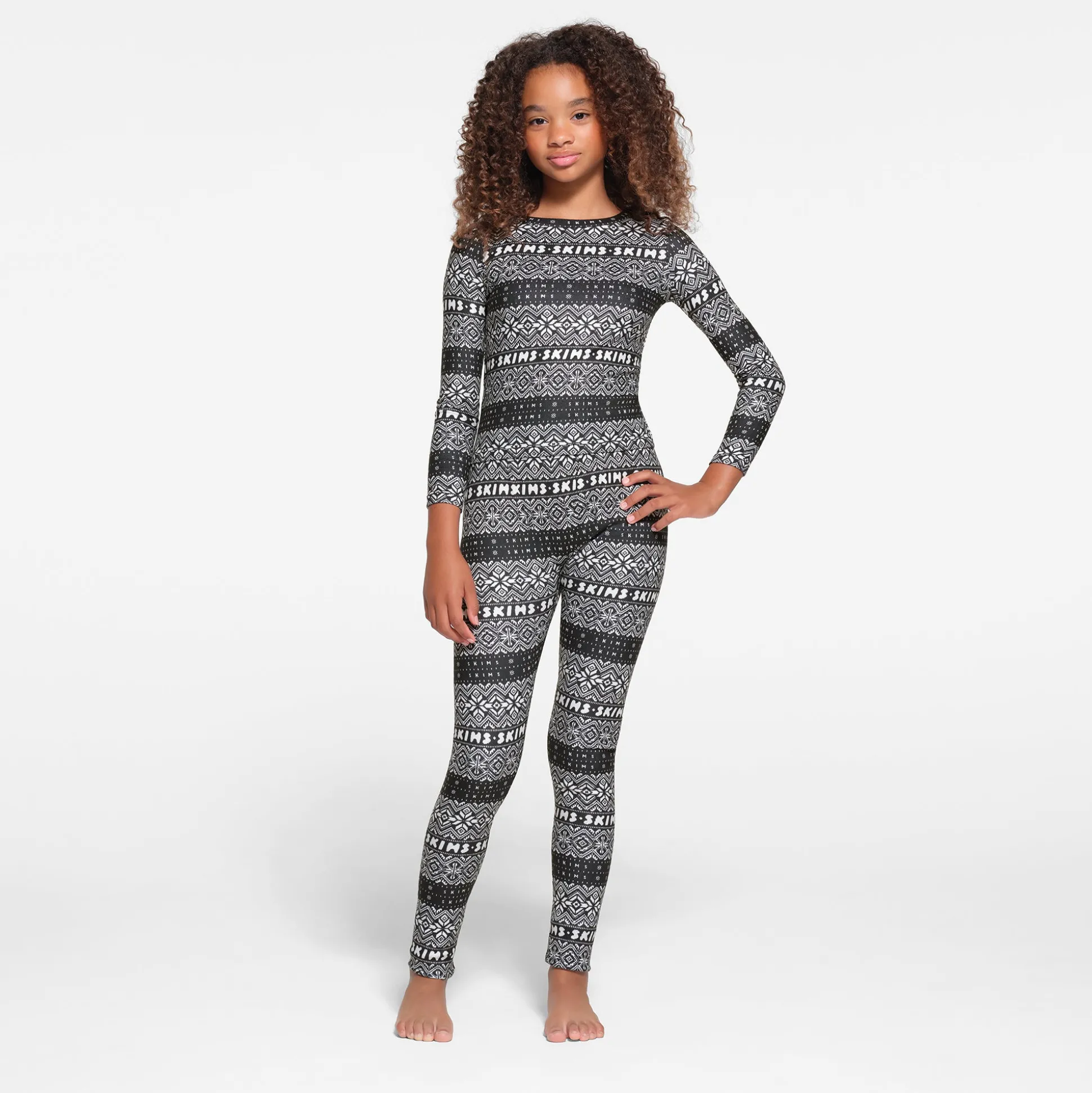 LOGO PLUSH POINTELLE KIDS LONG SLEEVE SET | ONYX FAIR ISLE