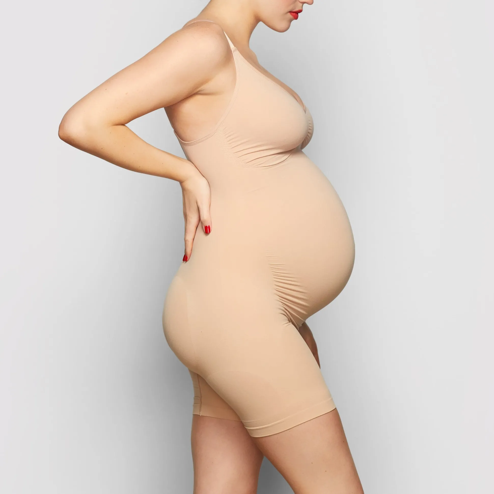 MATERNITY SCULPTING BODYSUIT MID THIGH | CLAY