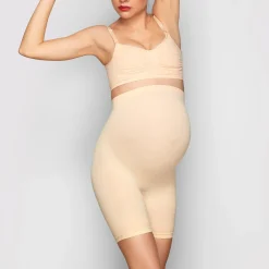 MATERNITY SCULPTING SHORT MID THIGH | SAND