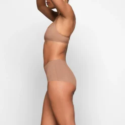 NAKED BOY SHORT | SIENNA