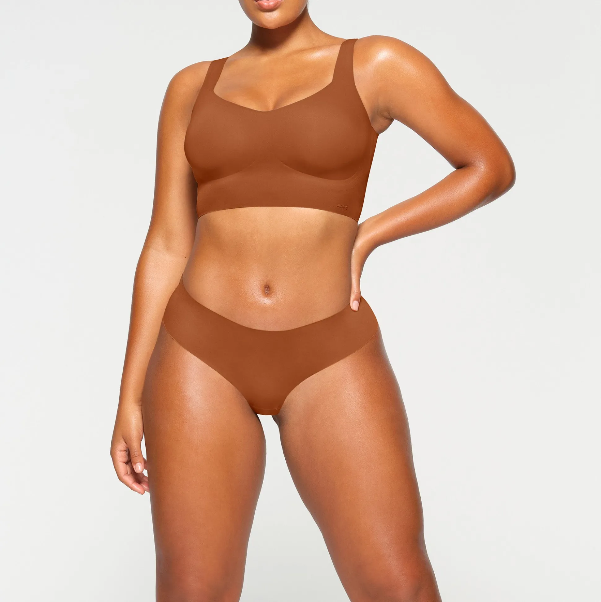 NAKED CHEEKY HIPSTER | BRONZE