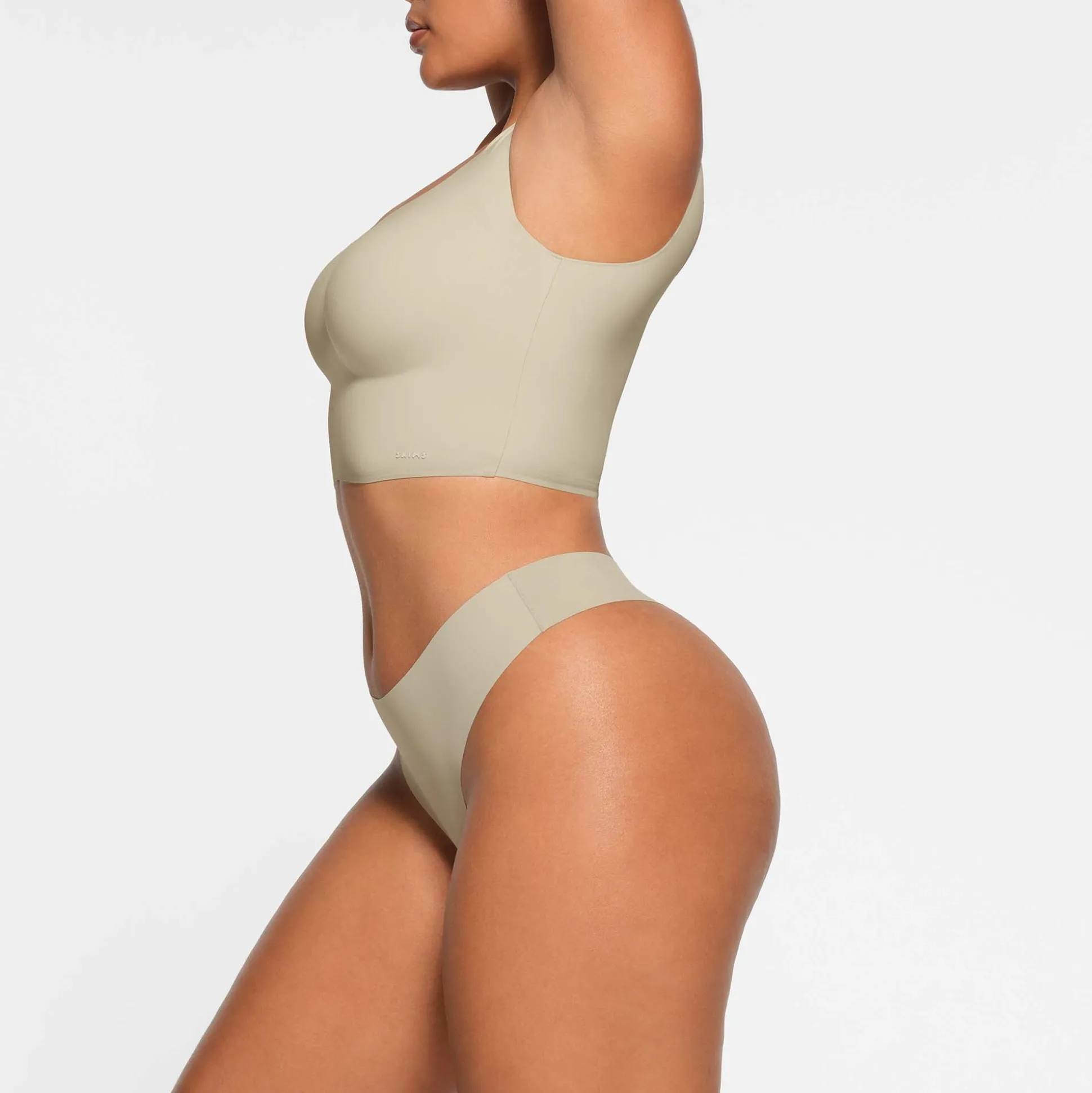 NAKED DIPPED THONG | TALC