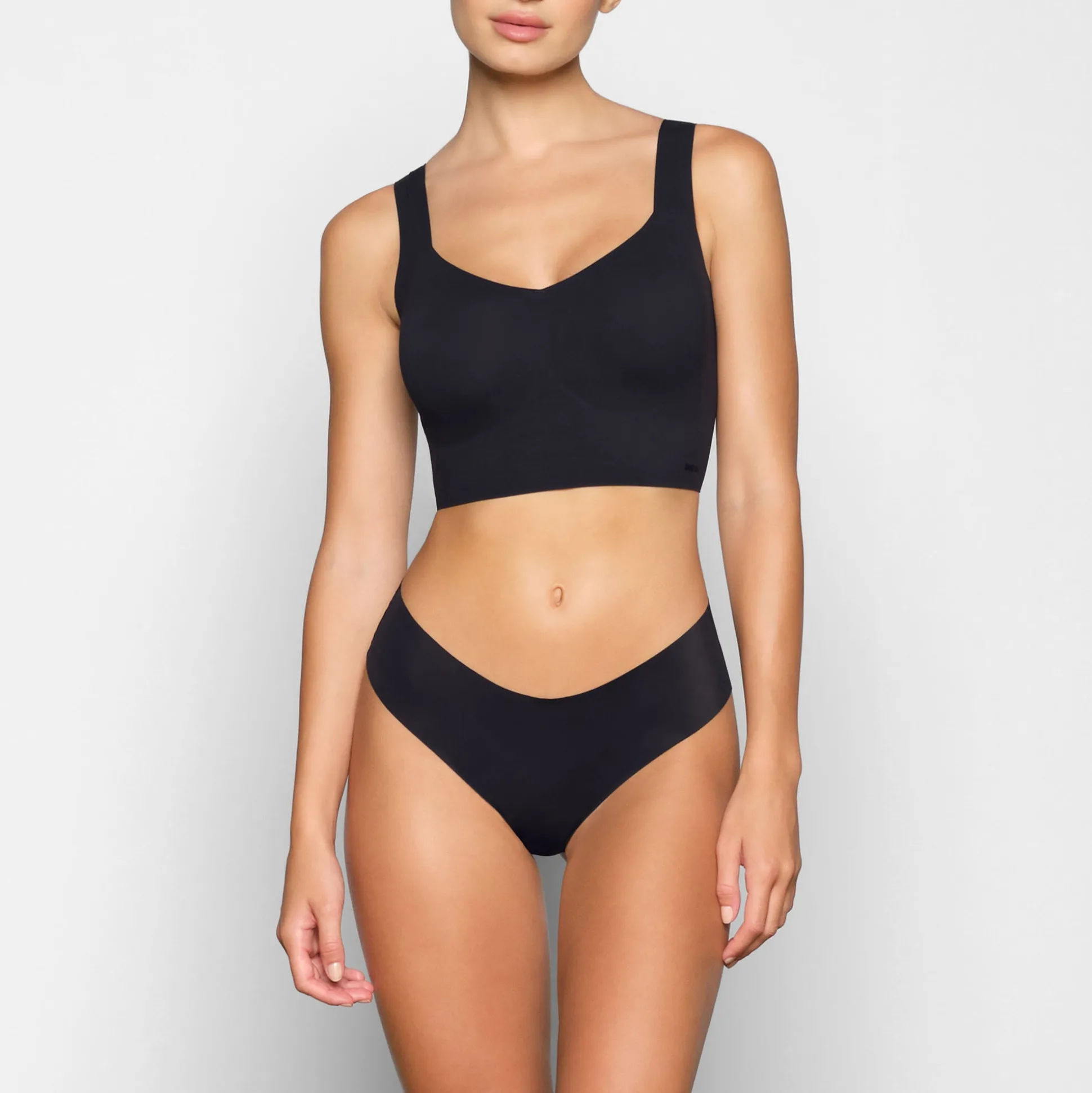 NAKED PLUNGE LONGLINE BRALETTE | ONYX