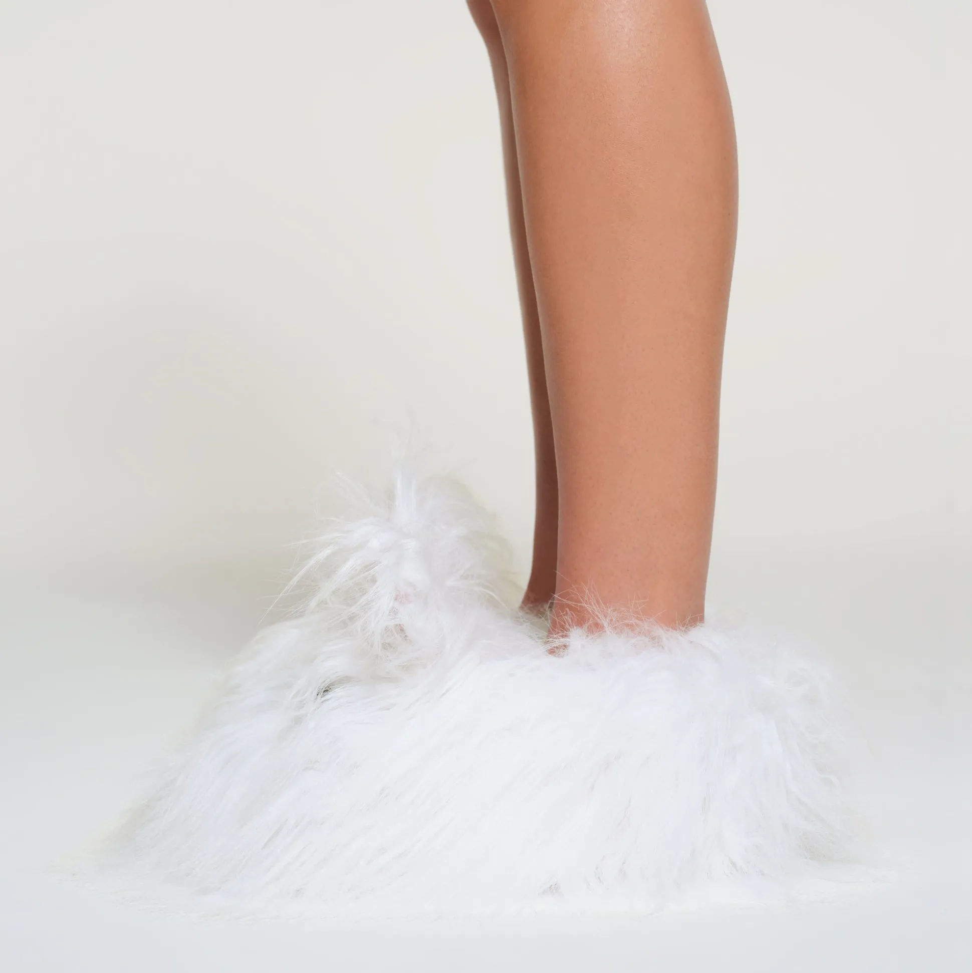 PLUSH BUNNY SLIPPER | MARBLE