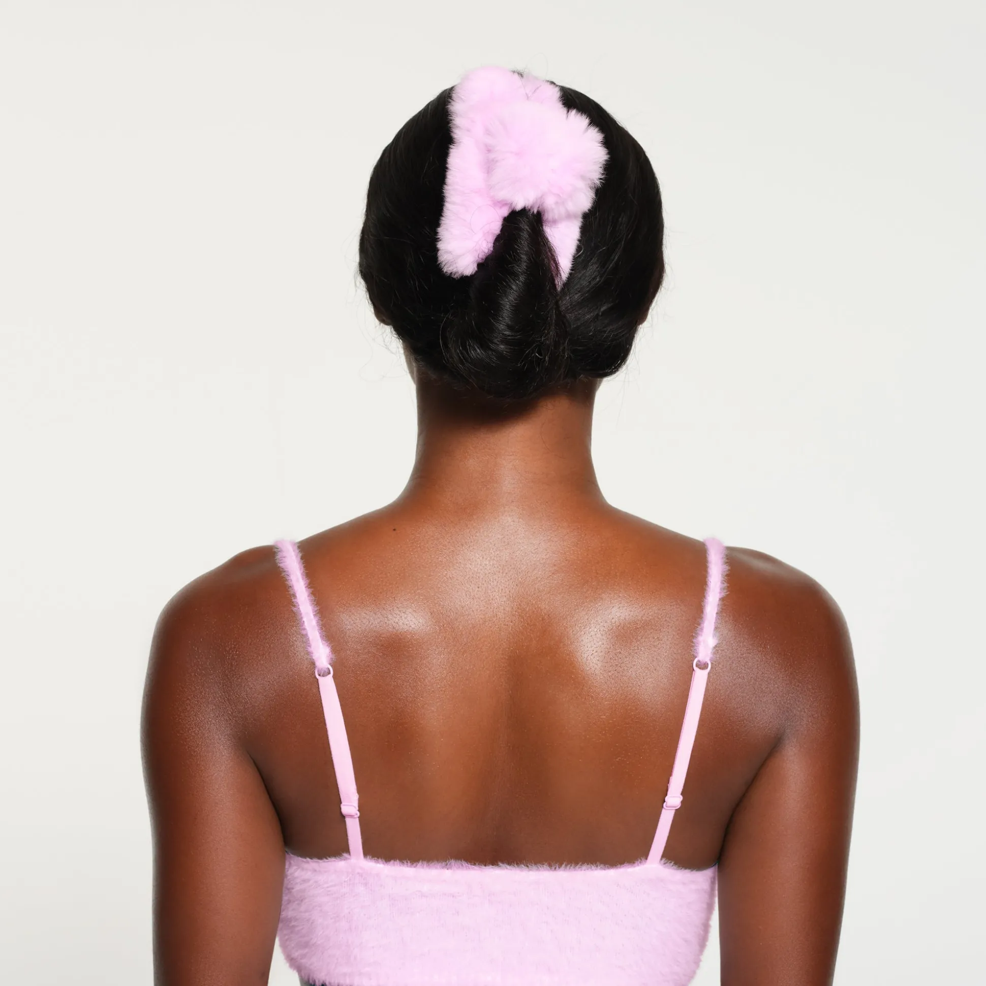 PLUSH HAIR CLIP | BABY PINK