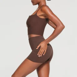 RAW EDGE SLIT FRONT CROPPED CAMI | ESPRESSO